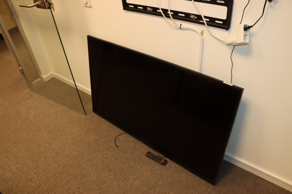 1296237-1 TV 55 tum LG 55UL3G-B