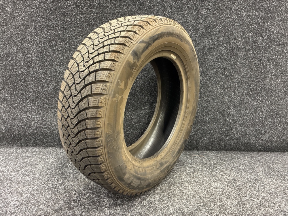 1597136-1 1 pc Winter tire Falken Winterpeak 195/65R15 95T