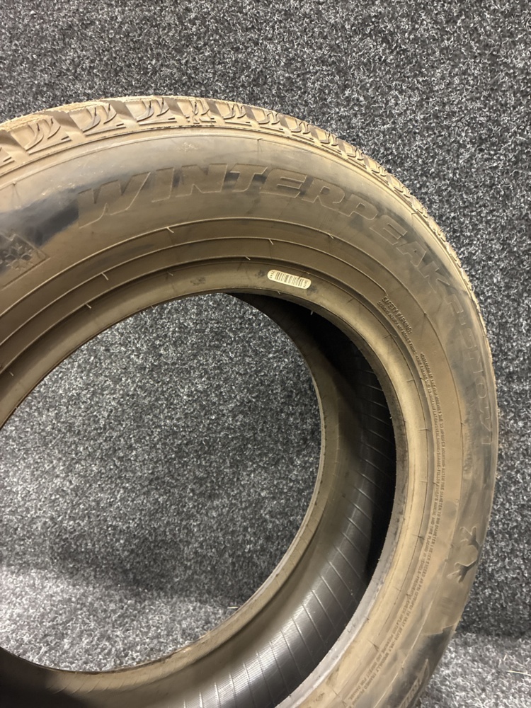 1597136-2 1 pc Winter tire Falken Winterpeak 195/65R15 95T