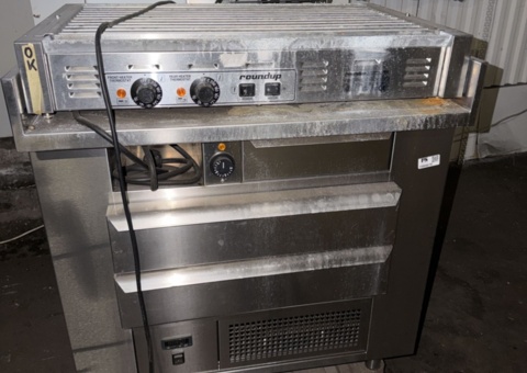 Refrigerated counter and sausage grill - Roundup