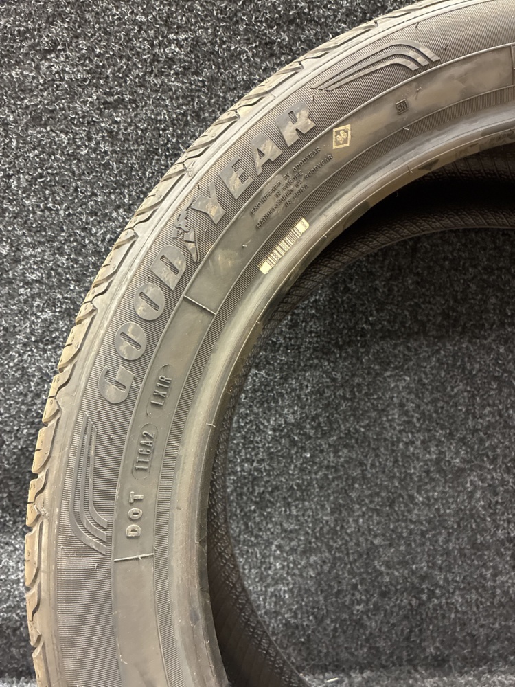 1597145-2 1 pc Summer tire Goodyear Efficient Grip Performance SUV 245/45R19 102V