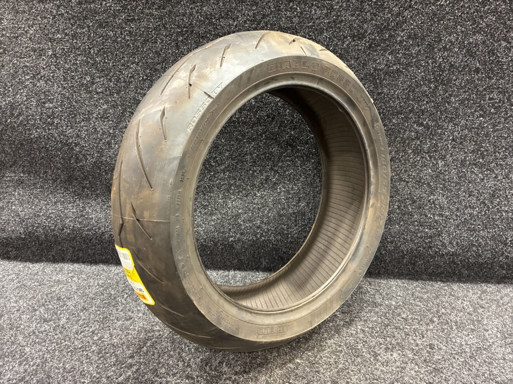 1597148-1 1 pc MC tire Pirelli Diablo Rosso IV 180/55 ZR 17