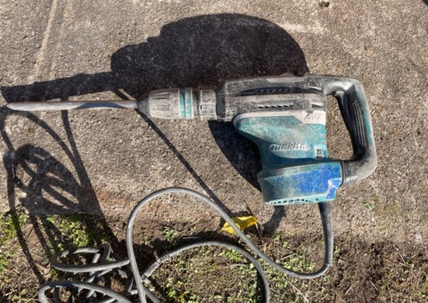 Makita HR4013C impact hammer
