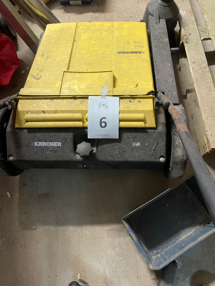 1593481-1 Sweeper Kärcher KM 700S