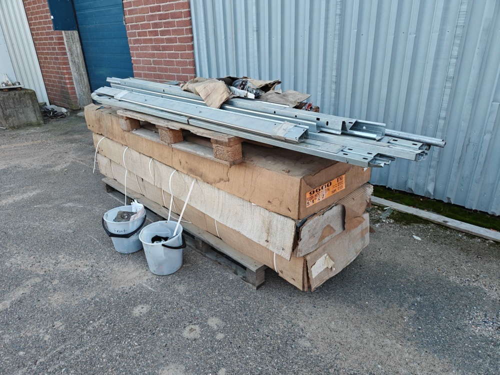 1484600-2 Three garage doors