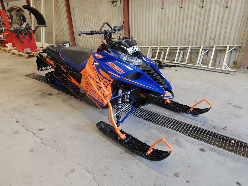 1484602-1 Yamaha SR VIPER XTX 146 -2020
