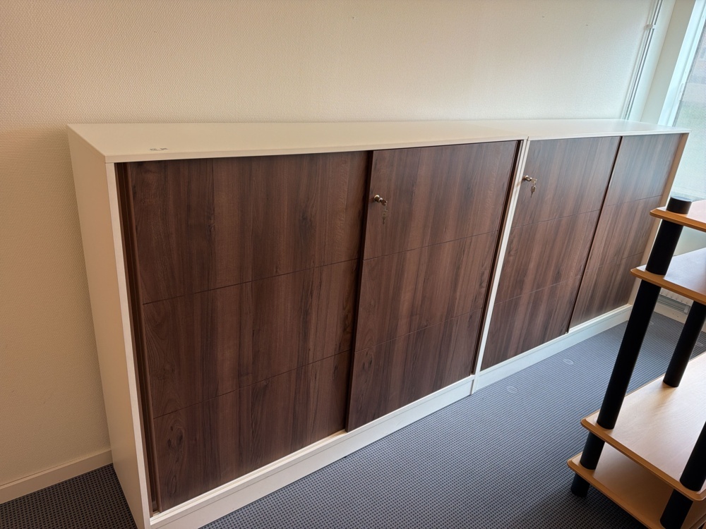 1552392-1 Height-adjustable desk and 3 chests of drawers
