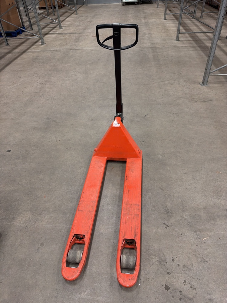 1552402-1 Pallet lifter