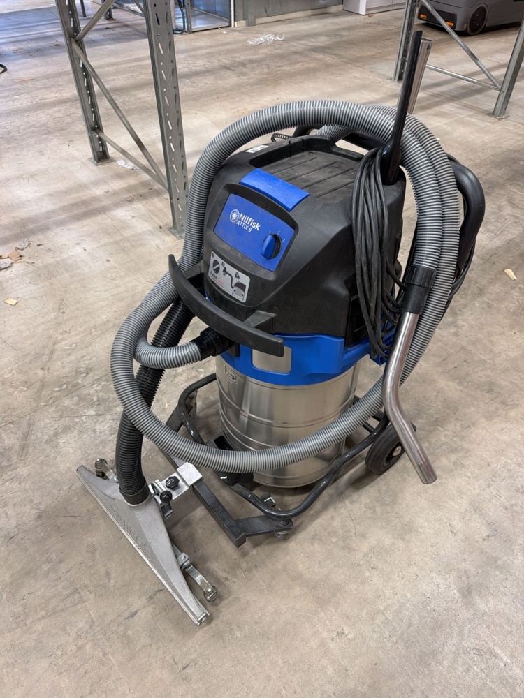 1552406-1 Industrial vacuum cleaner - Nilfisk ATTIX 961-01