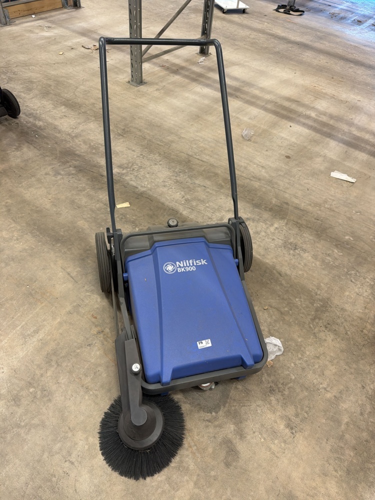 1552411-1 Sweeper - Nilfisk BK900