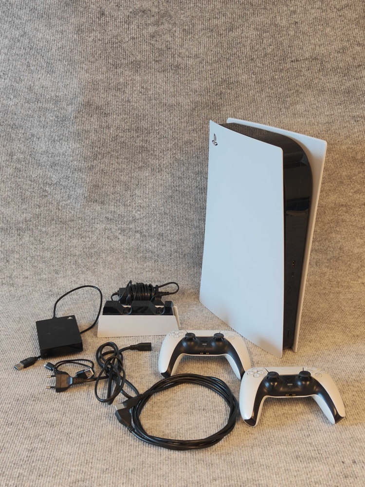 992774-1 TV-spel Sony Playstation 5 Digital 825GB med tillbehör