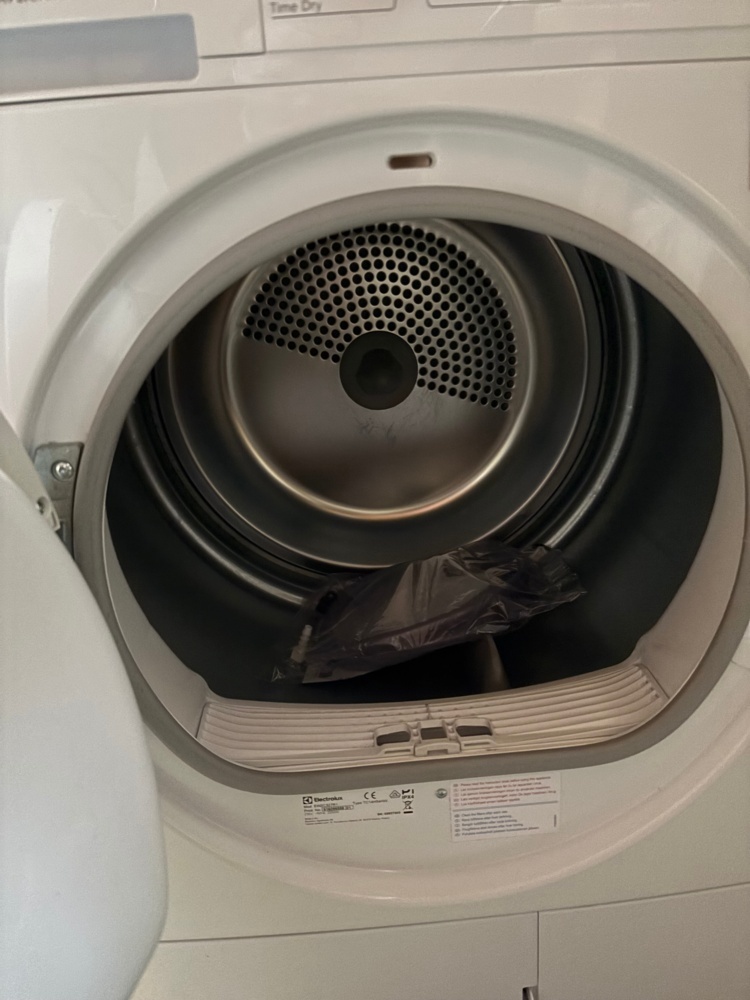 1563551-2 Torktumlare – Electrolux SimpliCare EW2C327R1