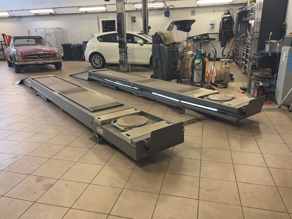1576475-2 Scissor lift 3500 kg with turning plates - Space SF6402LT -2019