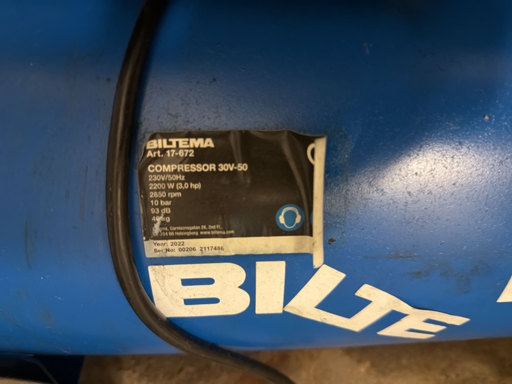 1594723-2 Compressor with air dryer - Biltema Compressor 30V-50 and SR 99