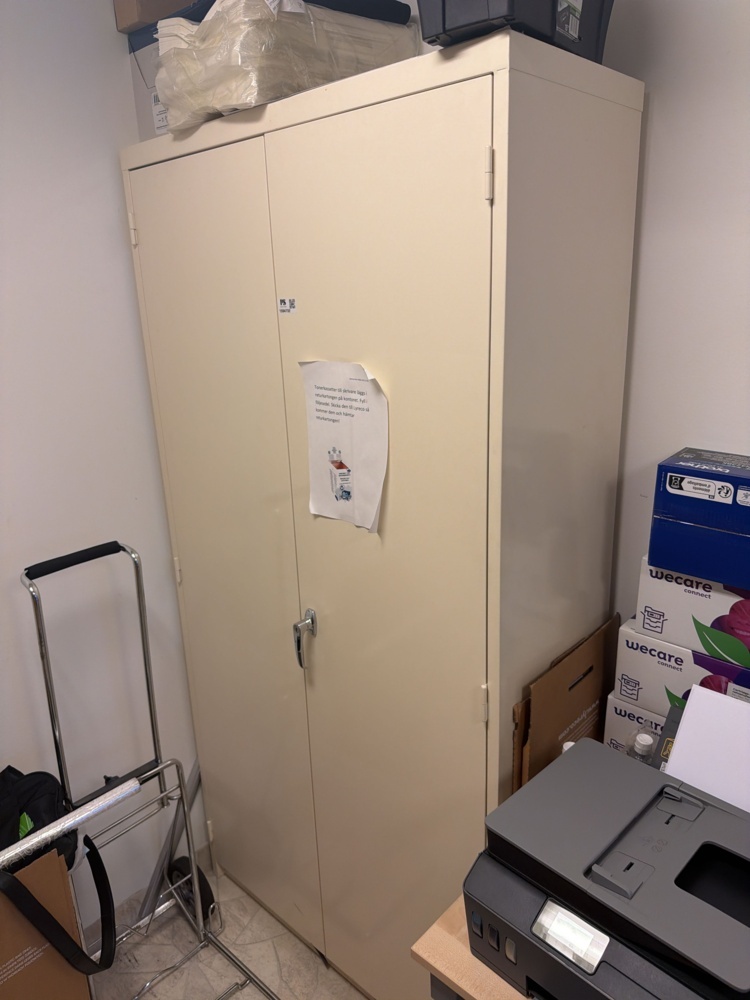 1594732-1 Sheet metal cabinet