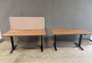 1566458 Electric height-adjustable desks 2 pcs with screen wall