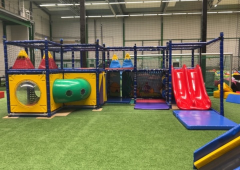 Play castle with slides and obstacle course