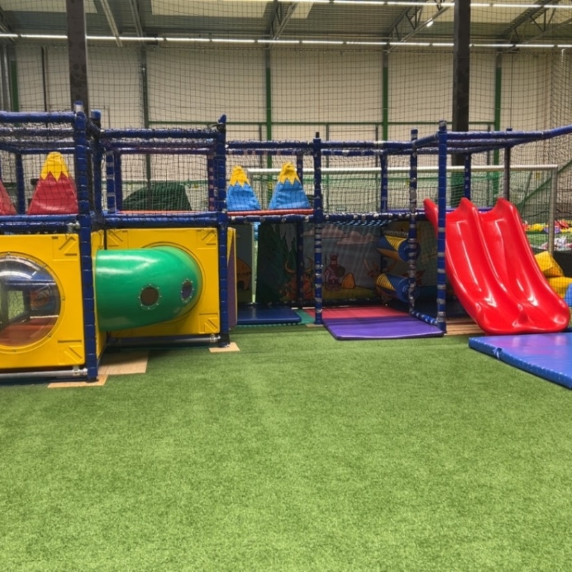 1540075-2 Play castle with slides and obstacle course