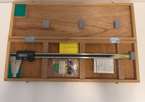 Digital caliper – Mitutoyo CDC-45C