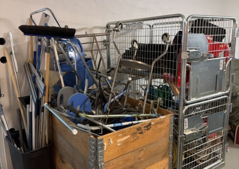 Diverse städutrustning och tillbehör