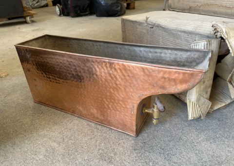 Copper vessel with tap 10 pcs