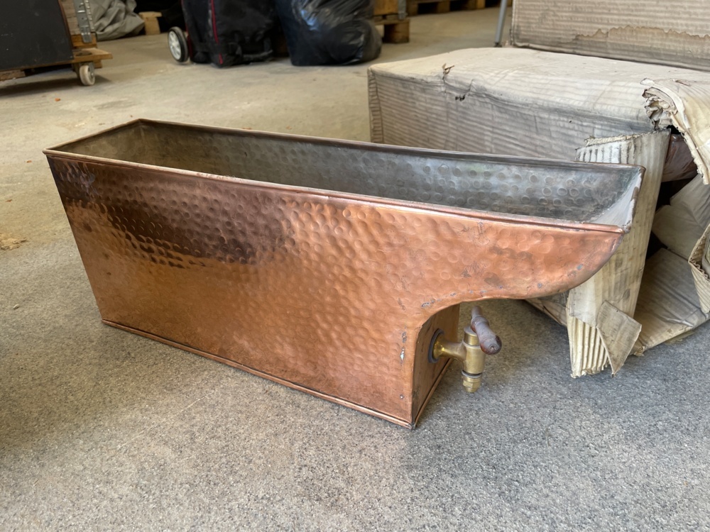 1598197-1 Copper vessel with tap 10 pcs