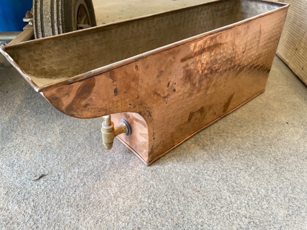 1598197-2 Copper vessel with tap 10 pcs