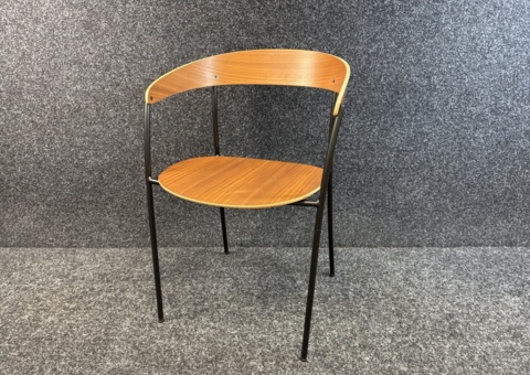Stol New Works Missing Chair Valnöt