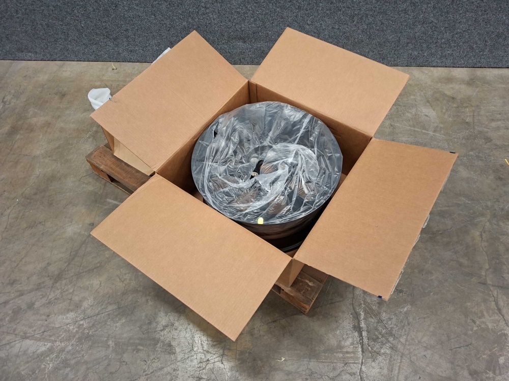 1598626-2 1 st original Tesla Induction-fälg 20x9.5J ET45