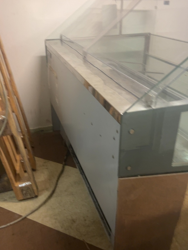1540080-2 Refrigerated/display counter - ISA