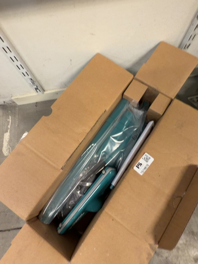 1574876-2 Lot of power tools - Makita