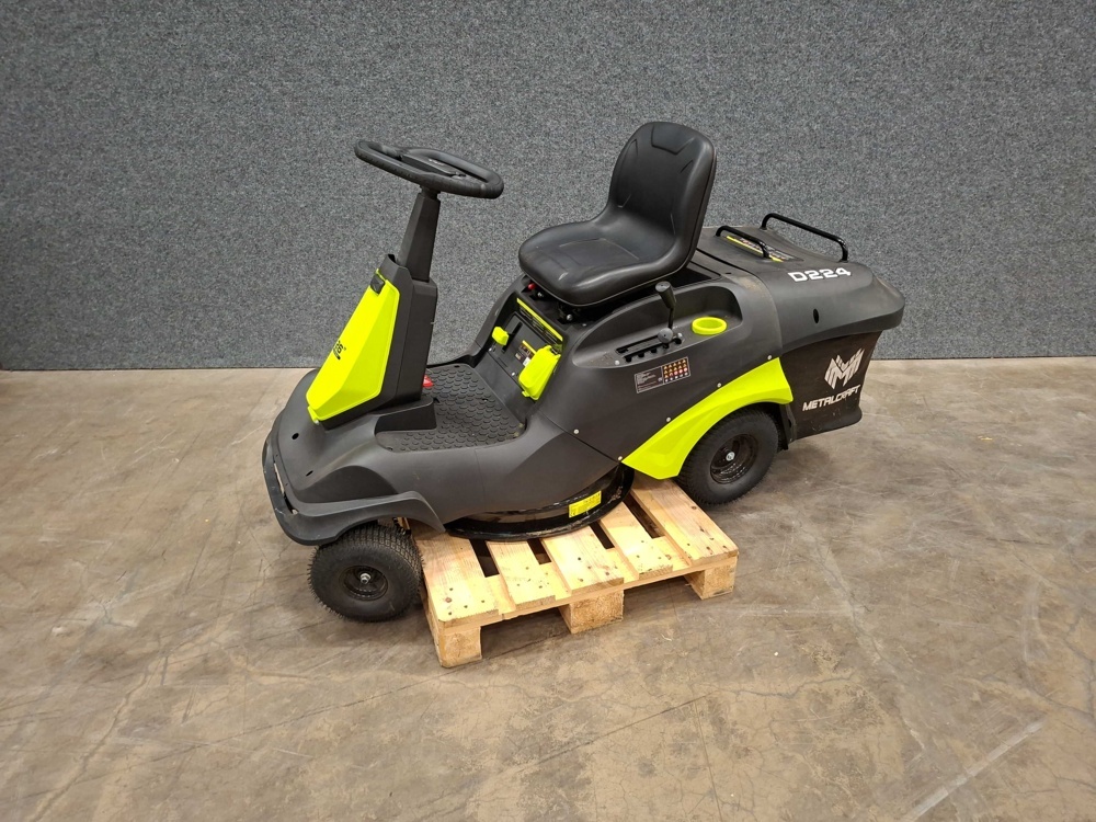 1505322-2 Åkgräsklippare Metalcraft D224, Loncin 224cc, 26" klippbredd