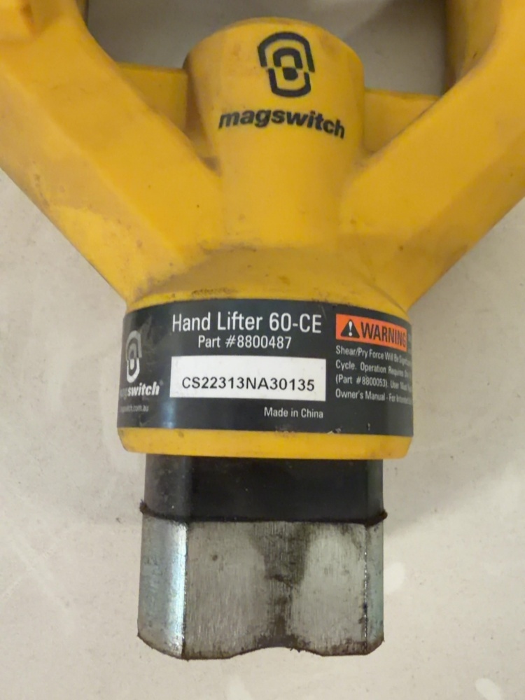 1574877-2 Magnetic lifter - Magswitch Hand Lifter 60-CE