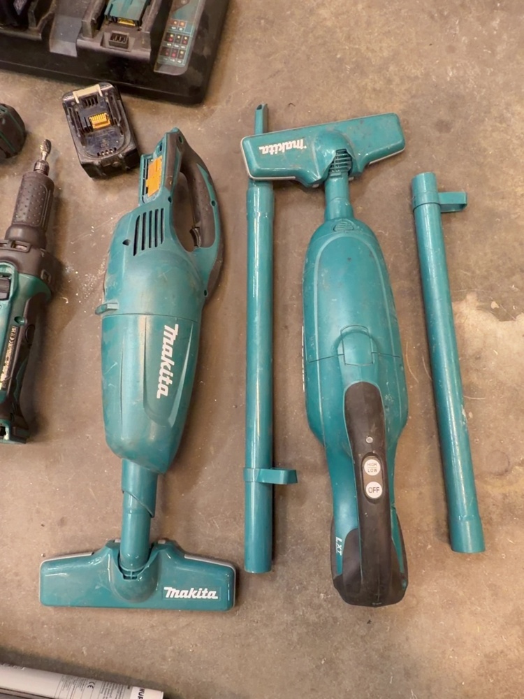 1574879-2 Lot of power tools - Makita