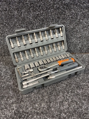 1597567-4 Verktygsset i ett 46-delar fodral. Bigstren 26844
