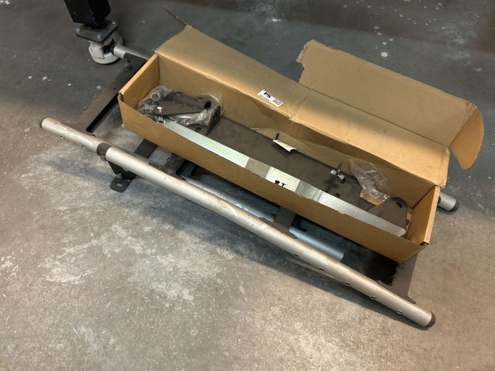 1574957-1 Ladder for mounting on van door