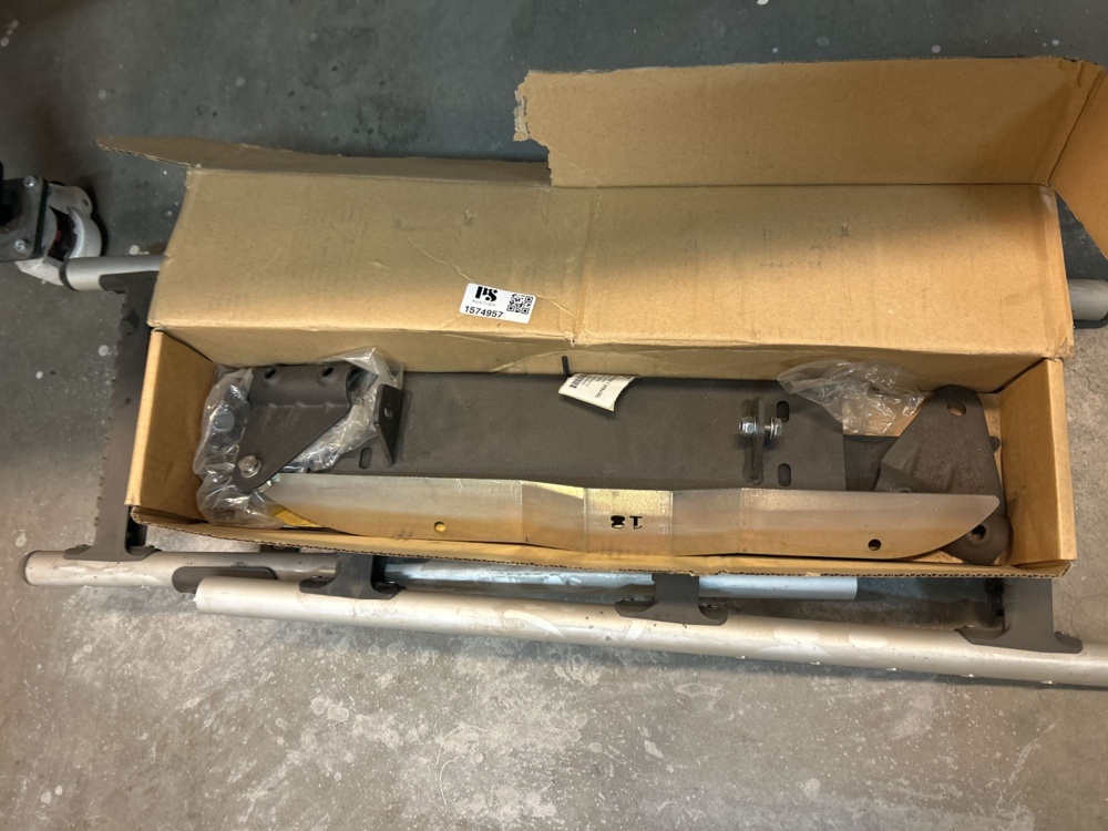 1574957-2 Ladder for mounting on van door