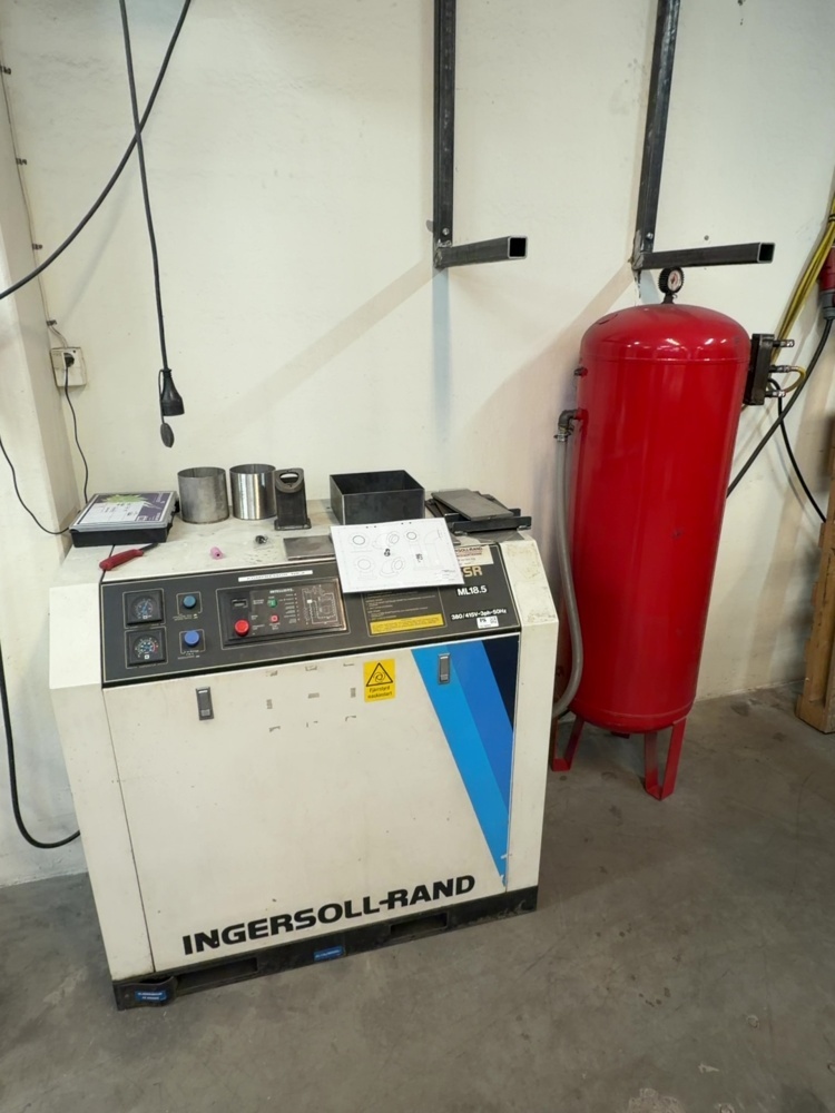 1574893-1 Compressor with pressure tank - Ingersoll Rand ML18.5