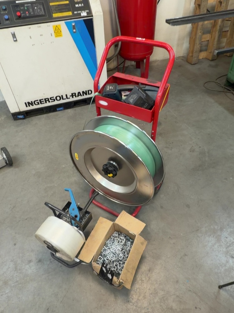 1574911-1 Belt tensioner with accessories