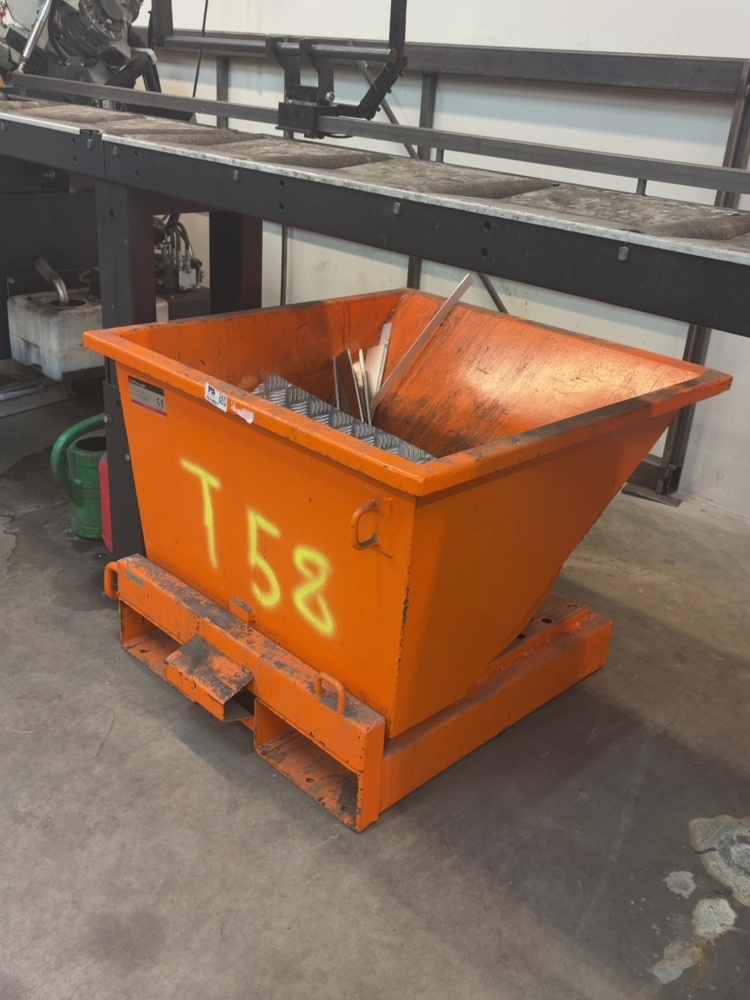 1574901-1 Tipping container 3 pcs - Intra