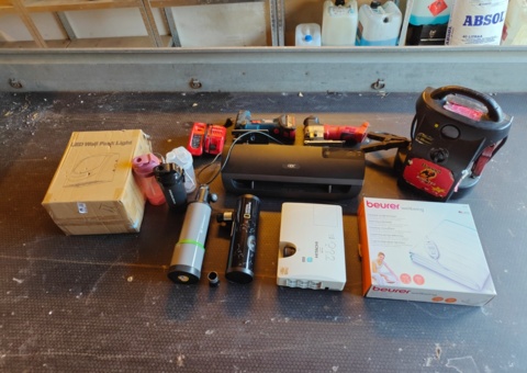 Facade lighting, heating blankets, tools and more