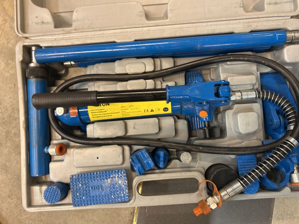 1574932-2 Straightening tool – Hamron 4 ton