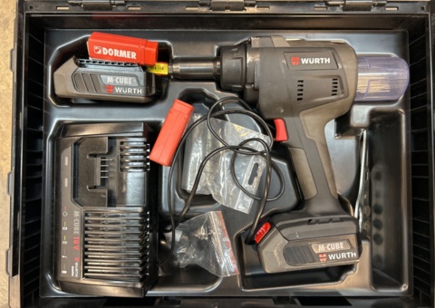 Pop rivet machine – Würth ANG 18 Compact