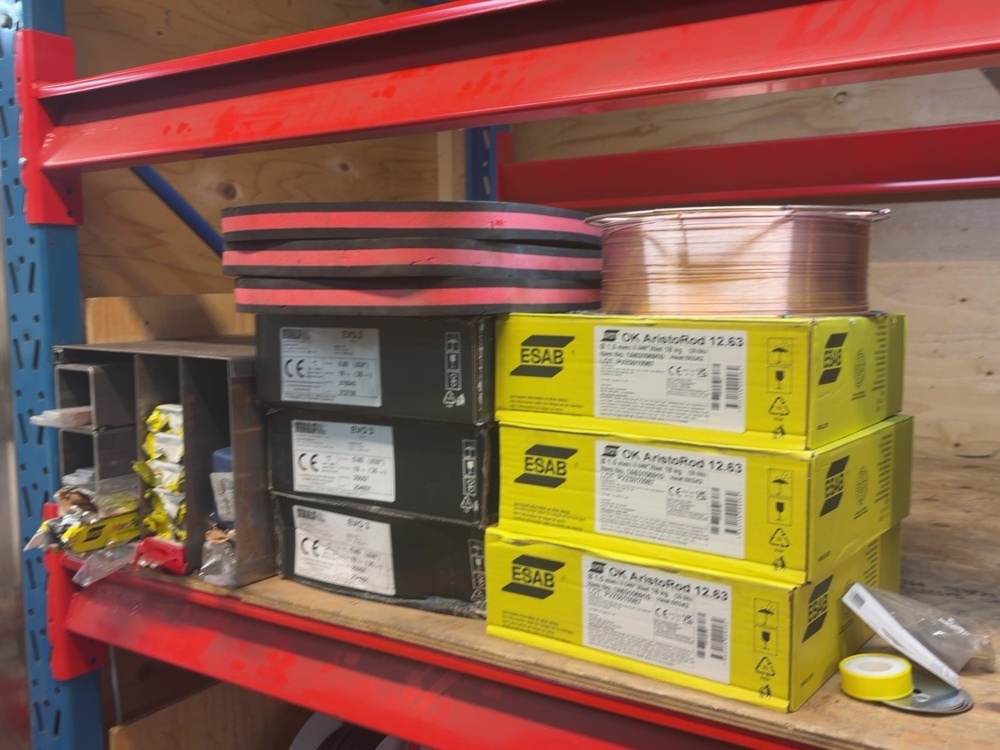 1574936-2 Lot of welding material - ESAB, Italfil
