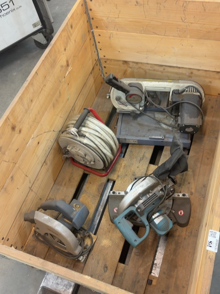 1574948-1 Power tools and cable reel - Runsven, Biltema, Amiga