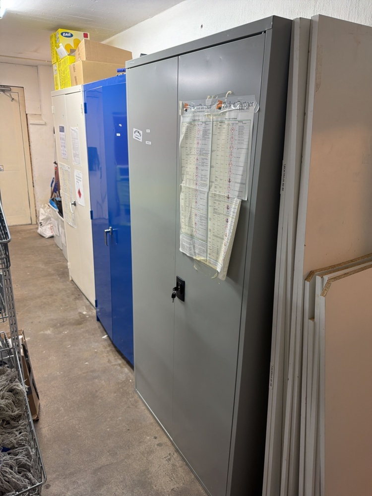 1594716-1 Sheet metal cabinets 3 pcs