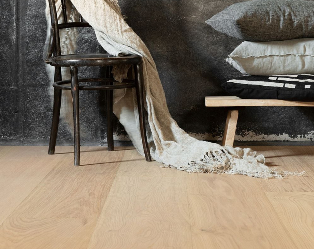 1598822-1 Floor oiled oak Woodura, Misty White, 1-strip, 5-G click floor, 92 sqm, XL, Nature