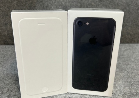 Apple iPhone 6 och iPhone 7 - 2 st nya i oöppnade förpackningar