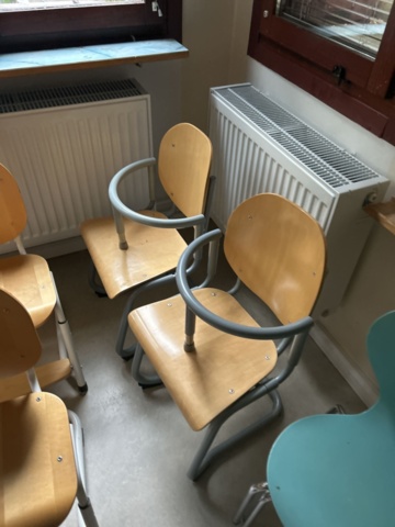 1545089-15 Parti med möbler, förvaring, husgeråd och övrig inredning