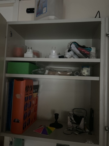 1545089-30 Parti med möbler, förvaring, husgeråd och övrig inredning